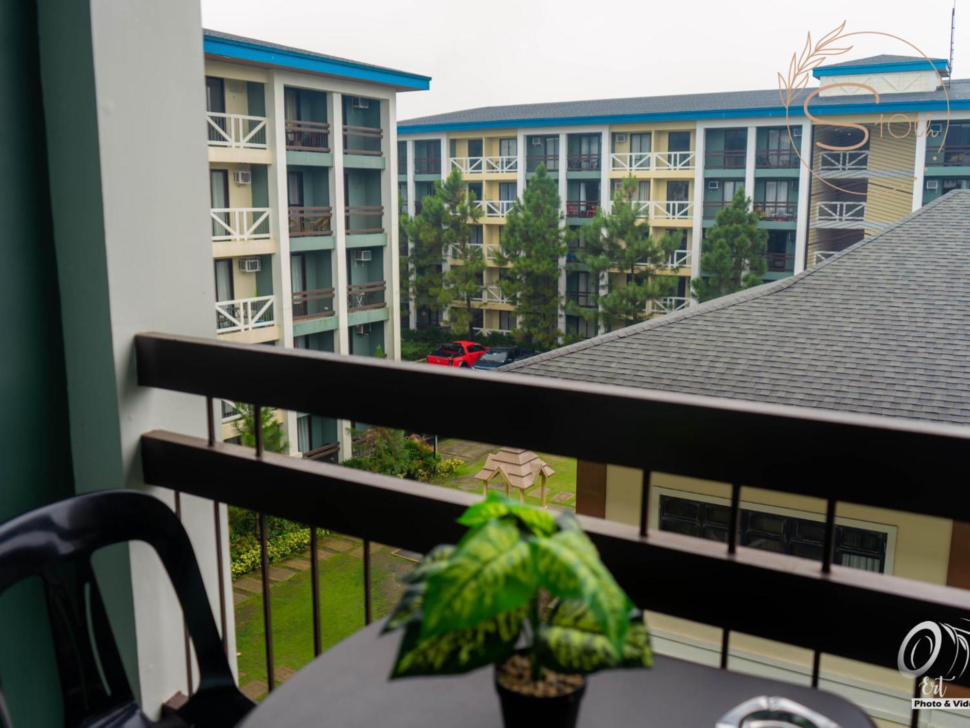 Summer10Th Pinesuites Scandi Minimalist Deluxe Tagaytay City Exterior foto